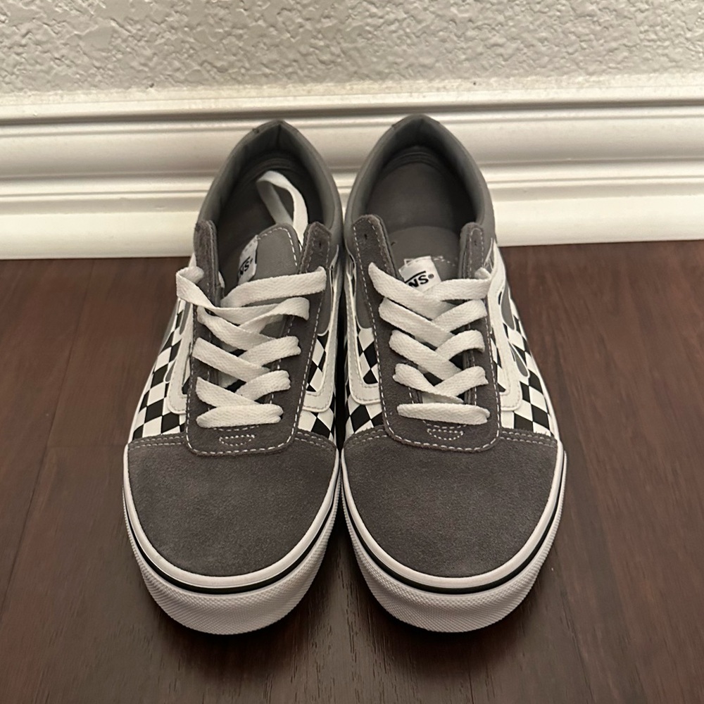 Brand new white and grey vans